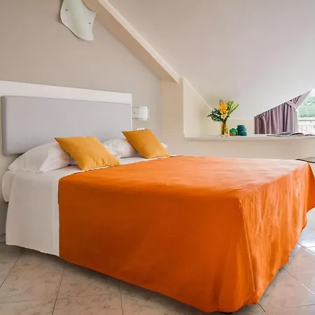 迪亚诺史波堤公寓酒店