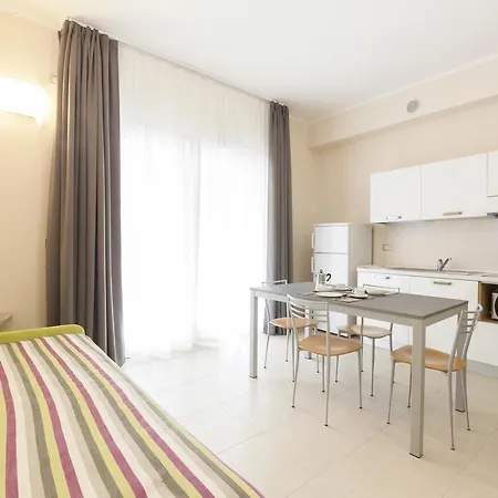 Aparthotel Diano Sporting