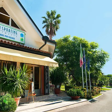 Diano Sporting Lägenhetshotell Diano Marina