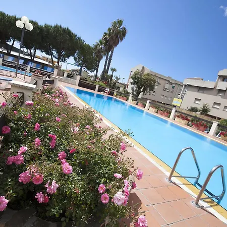 Diano Sporting Lägenhetshotell Diano Marina